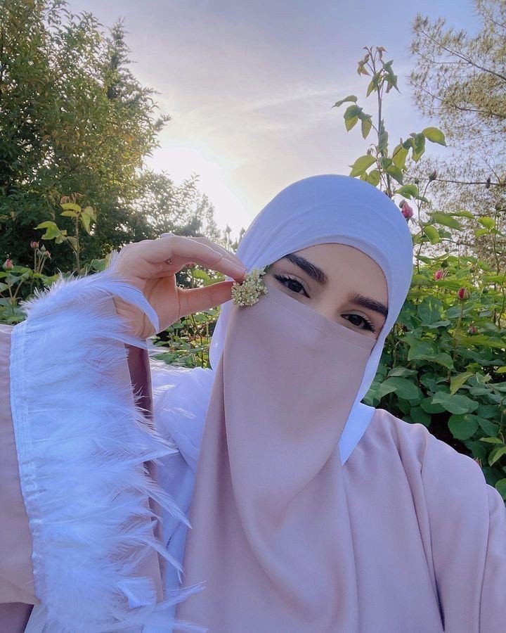 dp-for-whatsapp-girls-muslim-attitude