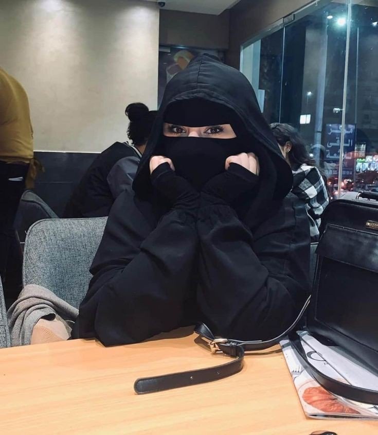 hijab-girl-dp-black
