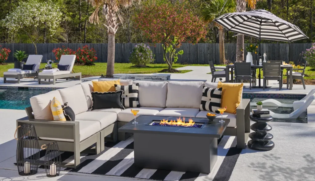 Backyard Renovation Companies Share Trends for Outdoor Spaces