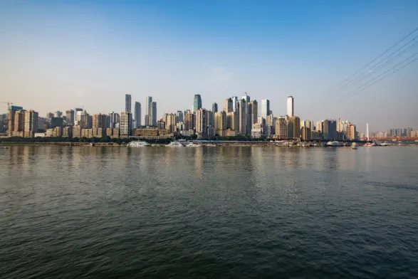 Discover the Charm of Dubai Creek with Waterfront Hotels 